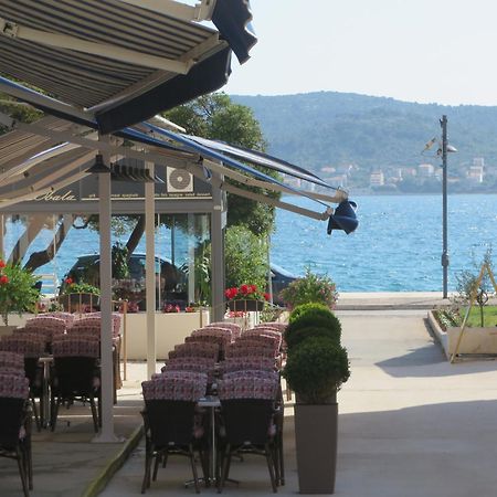 Apartments Gloria Biograd Na Moru Exterior photo