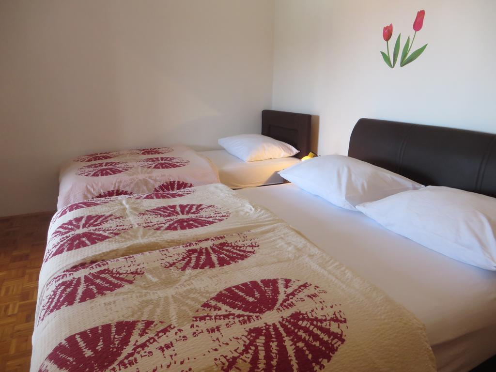 Apartments Gloria Biograd Na Moru Exterior photo