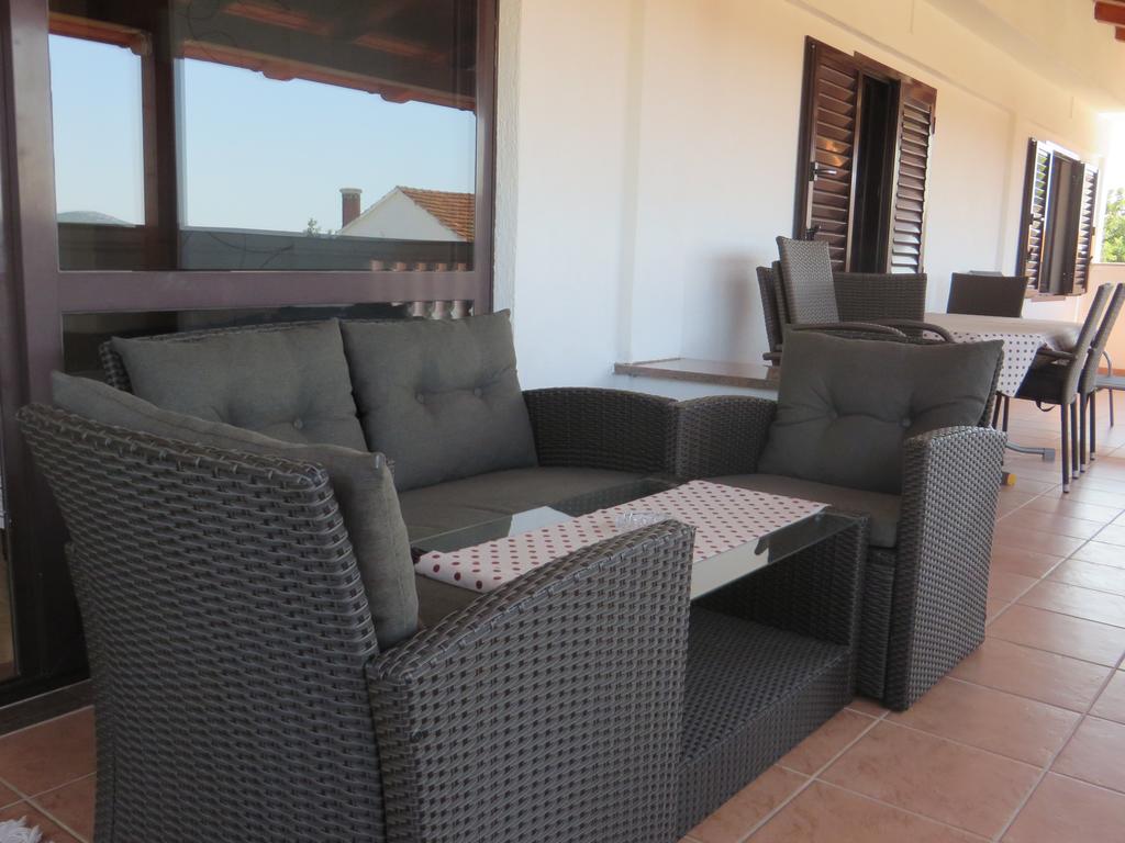 Apartments Gloria Biograd Na Moru Exterior photo