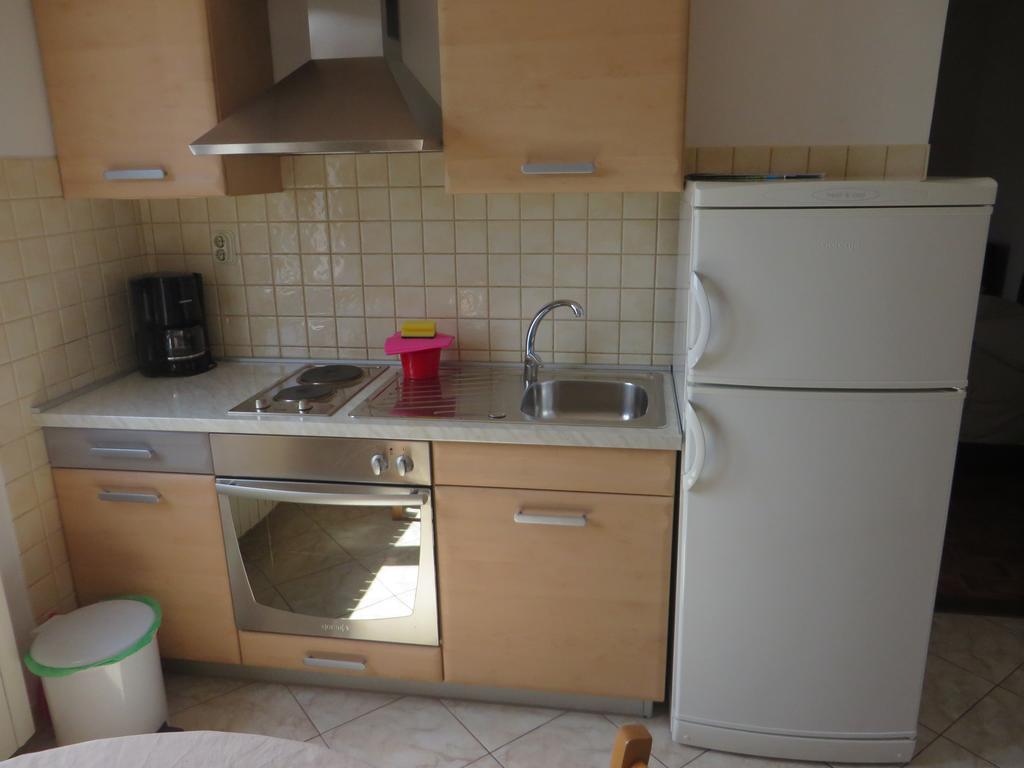 Apartments Gloria Biograd Na Moru Exterior photo